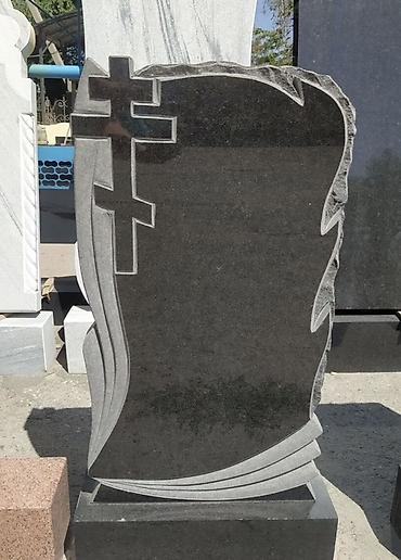 Мраморные и гранитные работы: Гранитные памятники - Изготовление памятников из цельного — 16