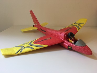 Igračke: PLAYMOBILE AVION 48 cm. Raspon krila - 50cm. Rasklopiv, pilot koji se — 3