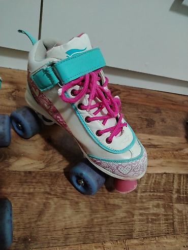 Roleri i rolšue: Rosule broj 35-36 - Tip: klasični roleri sa četiri točka (po dva — 2