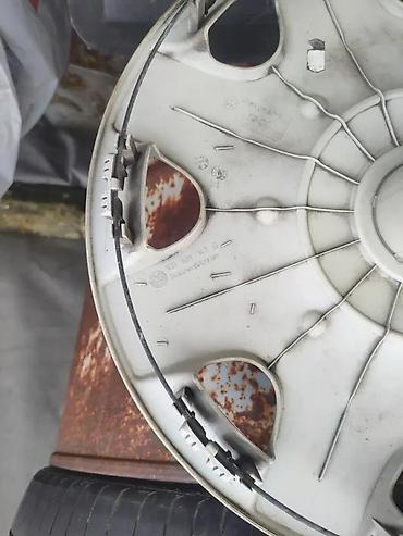 Tyres & Wheels: VW ORIGINAL 13I 15 IMA DVE RAZLIČITE | 1 komad original — 3
