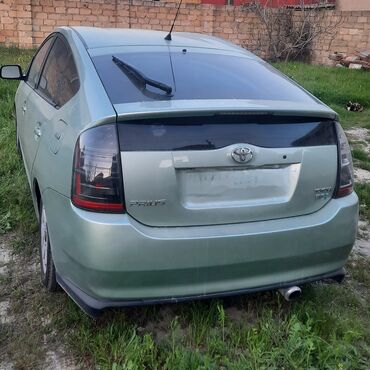 Faralar: Toyota pirus 20 kuzanın arxa faraların başa baş barter edirem, kim