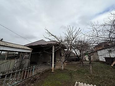 Продажа коттеджей и домов: Продаётся жилой дом с участком в ж/м Кок-Жар. • Двор с мощёными — 21