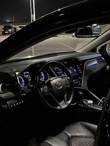 авто ярис: Toyota Camry: 2018 г., 2.5 л, Автомат, Бензин, Седан — 5