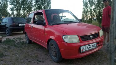 Daihatsu Cuore: 2003 г., 1 л, Механика, Бензин, Купе
