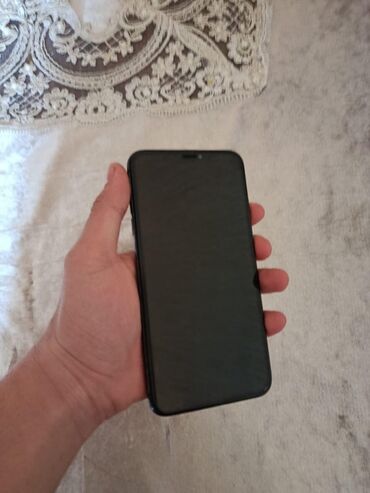 TV və video: Salam ideal vezyetededir 256 gb her seyi islek
