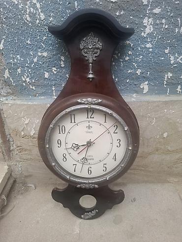 Əntiq saatlar: Retro kvars divar saatı — 1