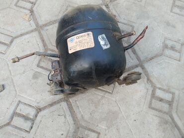 Другие автозапчасти: Набор бит: - Набор длинных и коротких торцевых бит в металлическом — 20