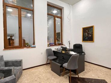 Ofislər: Nərimanov metrosuna yaxın, ümumi sahəsi 90 kv/m olan, 4 otaqlı ofis -da lalafo.az — 4 Ofislər: Nərimanov metrosuna yaxın, ümumi sahəsi 90 kv/m olan, 4 otaqlı ofis — 4