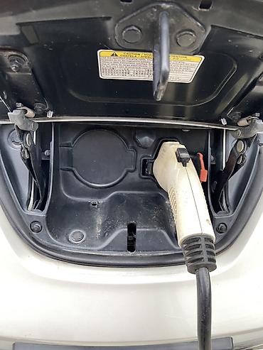 Продажа авто: Nissan Leaf: 2014 г., 0.1 л, Автомат, Электромобиль, Хэтчбэк — 10