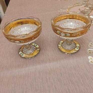 qızıl gul: Məhsul: Bohemia kristal ayaqlı qablar (2 ədəd) Təsvir: - Çexiya — 1