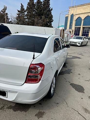 Chevrolet: Chevrolet Cobalt: 1.6 l | 2024 il 125000 km Sedan — 6