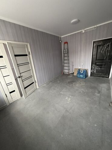 аренда помещений под офис: Сдаётся помещение под офис/услуги Характеристики:30 кВ две комнаты -