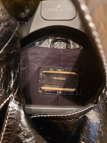 Plaşlar: L razmer. 110 sm uzunluq .baha alinib .1-2 defe geynilib. cox — 5