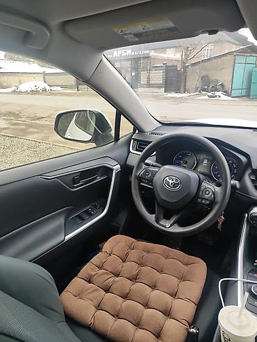 Toyota: Toyota RAV4: 2019 г., 2.5 л, Автомат, Гибрид, Кроссовер — 6