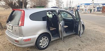 honda strim: Honda Stream: 2002 г., 1.7 л, Механика, Бензин, Минивэн — 4