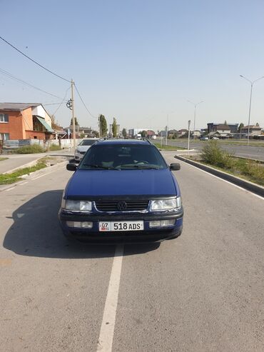 боковое зеркало на гольф 3: Volkswagen Passat: 1993 г., 1.8 л, Механика, Бензин, Универсал