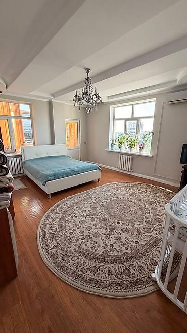 70 сом: 2 бөлмө, 80 м², 7-мкр Элитка, 7 кабат — 2