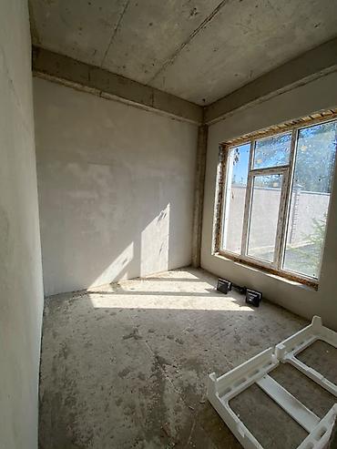 Үйлөрдү сатуу: 6 бөлмө жана андан көп, 211 м², 2 соток, Алматинка / Чүй көч — 6