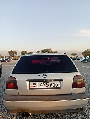 crv 2: Volkswagen Golf: 1994 г., 1.6 л, Механика, Бензин, Хэтчбэк — 5