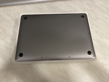 Apple MacBook: Apple MacBook Air – Space Gray - Modell: MacBook Air (armud loqolu — 3