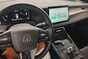 byd qin plus салон: BYD Qin PLUS 2025 DM-i Smart Drive 55KM Leading — 10