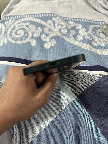 Apple iPhone: IPhone 14, Б/у, 128 ГБ, Midnight, Чехол, 87 % — 7