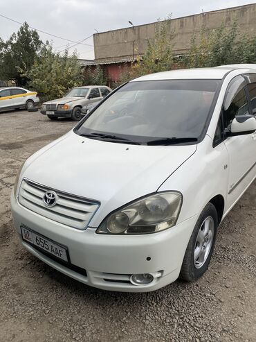 Toyota: Toyota Ipsum: 2003 г., 2.4 л, Автомат, Бензин, Минивэн