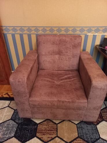 işlənmiş divanlar ucuz: İşlənmiş, Divan