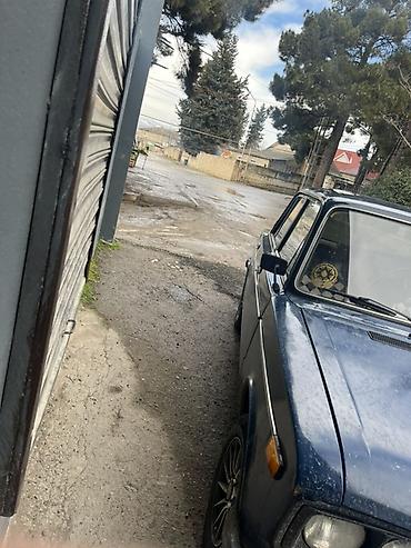 opel vectra a: VAZ 2106, mavi rəng, sedan kuzov. - Salon: qara rəngli oturacaqlar — 4