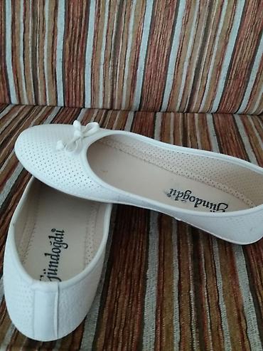 Basanoşka və səndəllər: Ölçü: 39, Yeni — 9