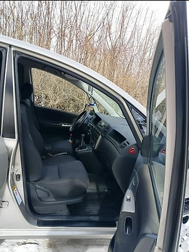 Toyota: Toyota Corolla Verso: 2003 г., 1.8 л, Механика, Минивэн — 9