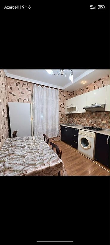 8 noyabr prospekti evler: Xırdalanda texnikomun yanında 3 otaq. tam əşyalı. avara insanlar — 2