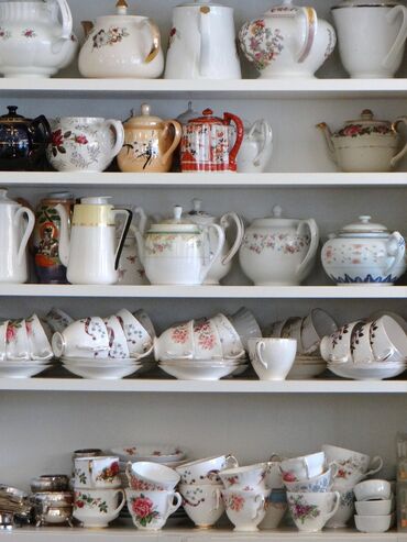 антиквариат посуда: Скупка посуды антиквар ковры паласы вазы кувшины и тд