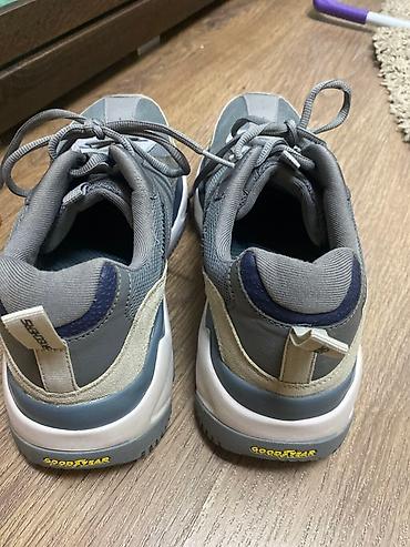 Мужская обувь: Кроссовки Skechers с подошвой Goodyear оригинал - Размер: US 12 / UK — 3