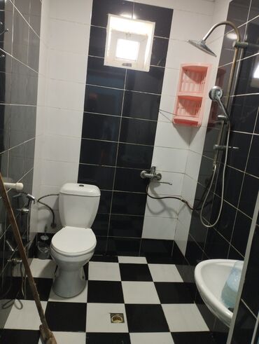 Həyət evləri və villaların satışı: 3 otaqlı, 100 kv. m, Orta təmir — 6