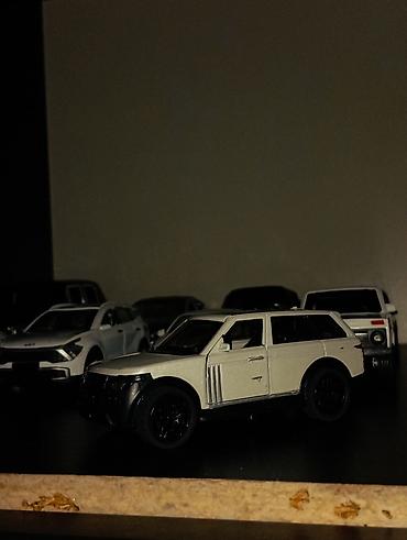 Avtomobil modelləri: Miqyaslı diecast oyuncaq avtomobil modelləri - Korpus: metal — 16