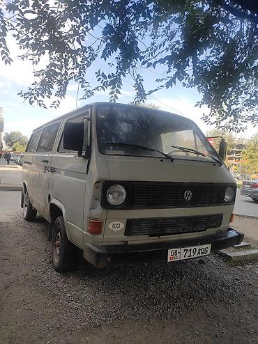 переоборудование бусов: Volkswagen Transporter: 1989 г., 2 л, Механика, Бензин, Фургон — 2