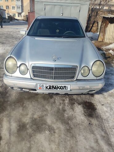 Mercedes-Benz: Mercedes-Benz E-Class: 1996 г., 2.3 л, Механика, Бензин, Седан