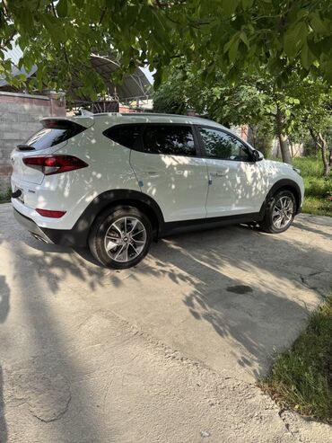 срочно продаю нужны деньги очень срочно: Hyundai Tucson: 2018 г., 2 л, Автомат, Дизель