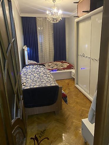 kredit ev: Salam ev ecemide yerlesir metroya 5…6 delim yoldadi Oglan otaq yoldasi — 6