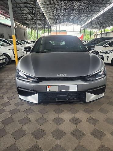 Kia EV6: 2023 г., Электромобиль, Хэтчбэк
