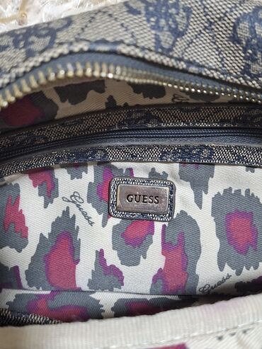 Torbe: Torba za rame, Guess, Materijal: Platno — 16