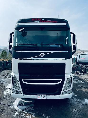 Тягач, Volvo, Самосвал