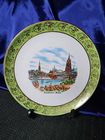 Slike i ramovi: Tanjir za na zid iz 70ih nemacki porcelan. Porcelanski tanjir za na — 1