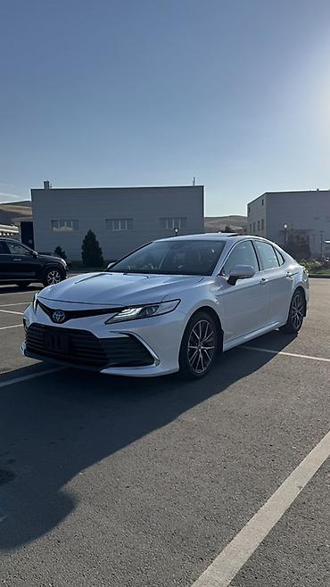 corolla 2016: Toyota Camry: 2022 г., 2.5 л, Автомат, Бензин, Седан — 4