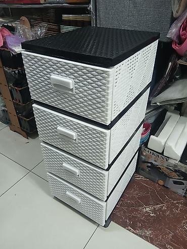 Komodlar: Yeni, Güzgüsüz — 3