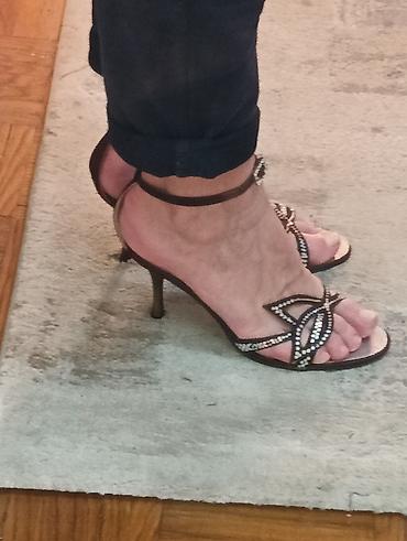 obuca 40: Sandale broj 36, braon, platno i cirkoni, štikla 8 cm, jednom nošene — 4