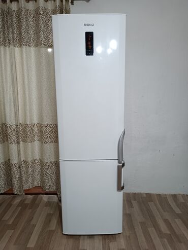 холодильник бу продаю: Холодильник Beko, Б/у, Двухкамерный, No frost, 60 * 2 * 60