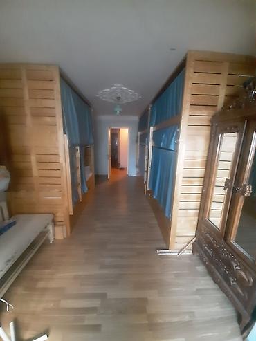 xirdalanda ev: Günlük ev 10 manat.wifitemiz yataq dəsdi,paltar yuyan,qurudan — 1