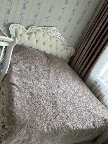 мебель для спальни буу: Спальный гарнитур, Двуспальная кровать, Шкаф, Комод, цвет - Белый, Б/у